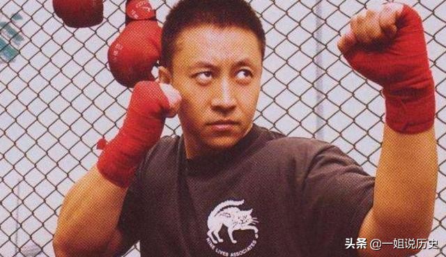 我國(guó)第一保鏢李旭：時(shí)薪高達(dá)28萬(wàn)，擊穿3公分鋼板只需一根筷子